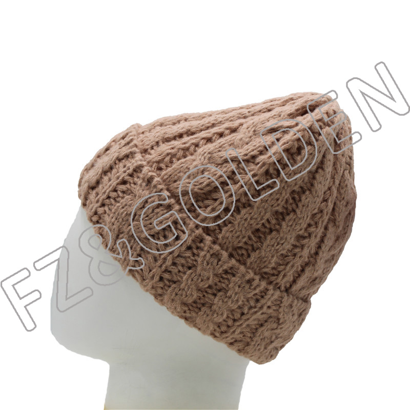 100% Recycled Polyester Knitted Hat (4)