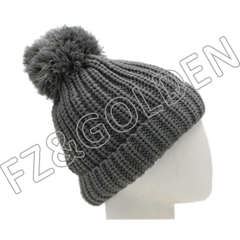 Polyester Knitted Hat With Ball08