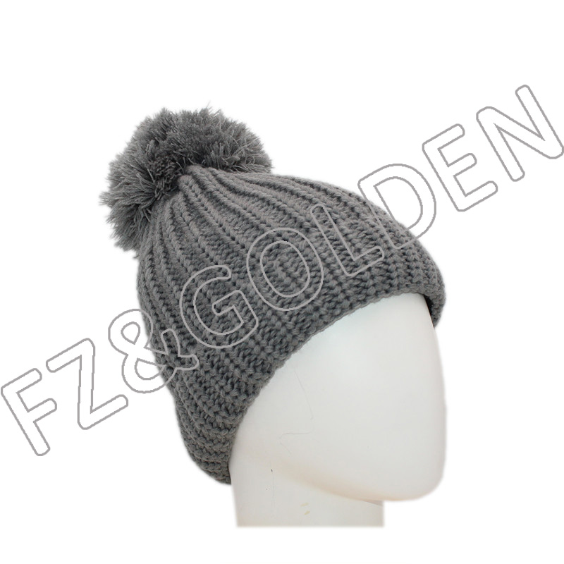 Polyester Knitted Hat With Ball09